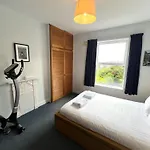 Peaceful Family Retreat Near Gloucester Road Nyaraló *