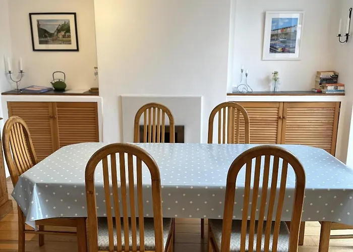 Peaceful Family Retreat Near Gloucester Road *