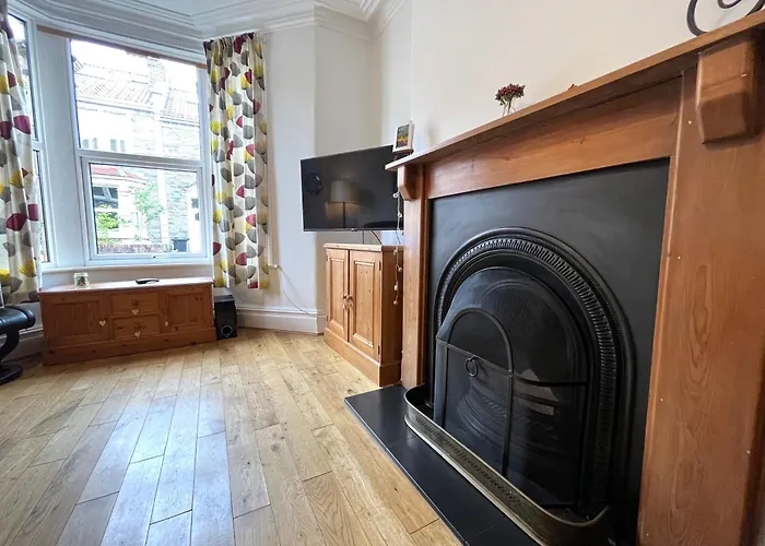 Peaceful Family Retreat Near Gloucester Road *