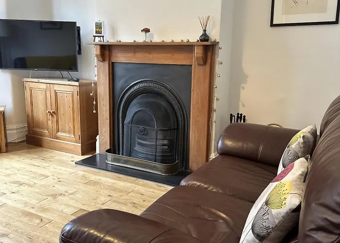 Casa de Férias Peaceful Family Retreat Near Gloucester Road